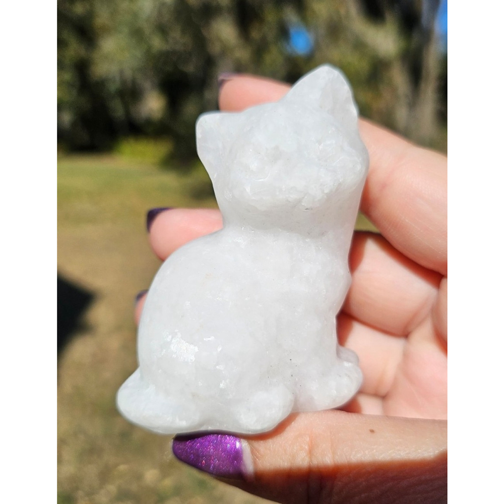 white jade cat 2.3 in
